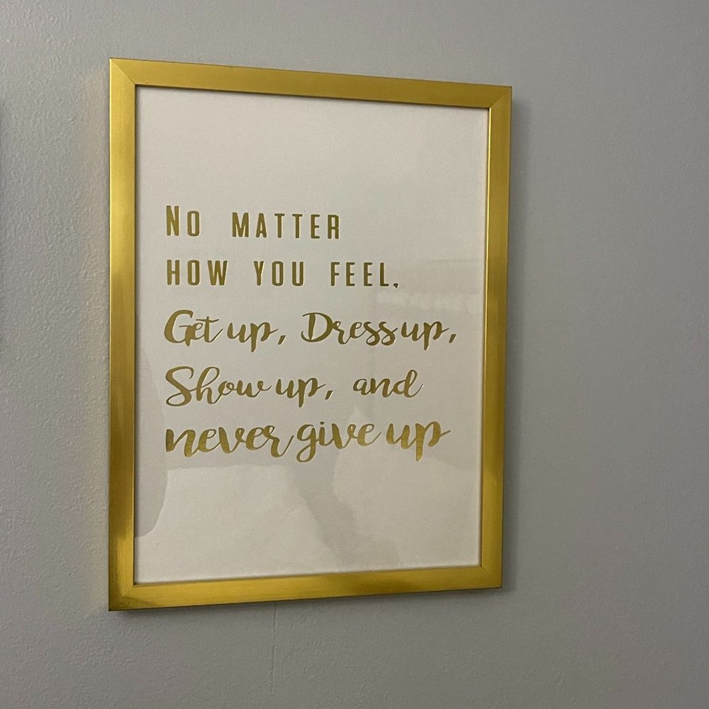 WALL DECOR